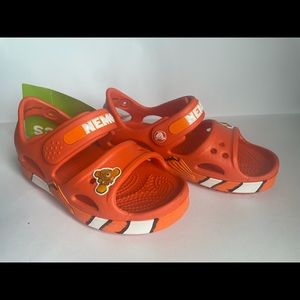 RARE NWT Crocs - Crocband Toddler Finding Dory Sandals  Tangerine Nemo Size C10